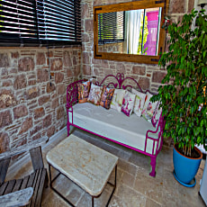 Cunda Mor Limon